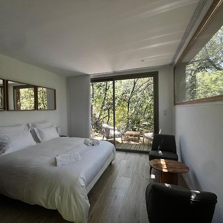 La Canopee Private Ecolodges Nîmes Exteriör bild
